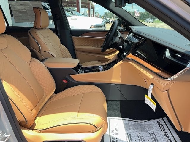 2026 Jeep Grand Cherokee GRAND CHEROKEE L SUMMIT 4X4