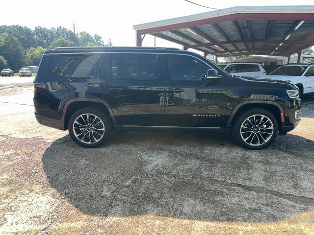 2022 Jeep Wagoneer Series III 4x2