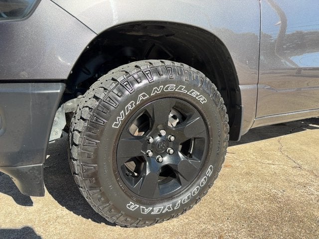 2023 RAM 1500 Tradesman Crew Cab 4x4 5'7' Box