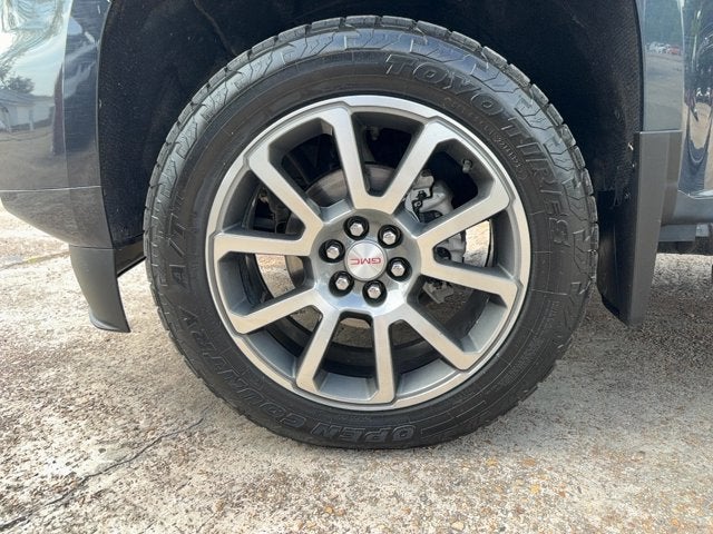 2021 GMC Canyon 4WD Crew Cab Short Box Denali