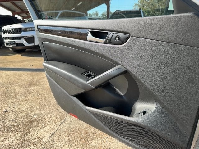 2015 Volkswagen Passat 2.0L TDI SEL Premium