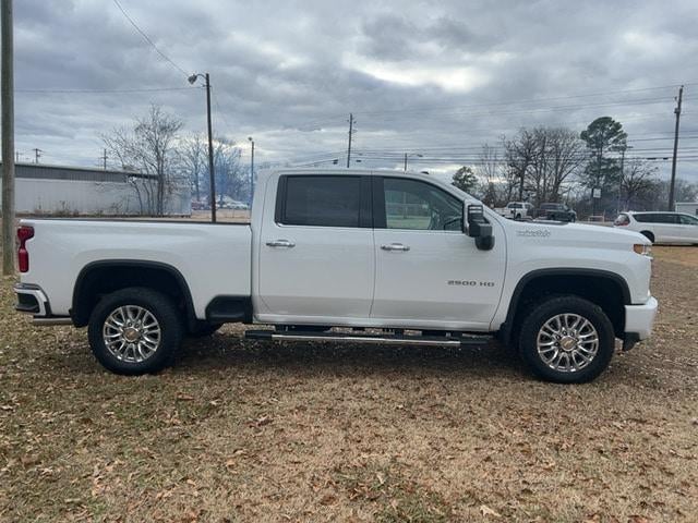 2023 Chevrolet Silverado 2500HD 4WD Crew Cab Standard Bed High Country