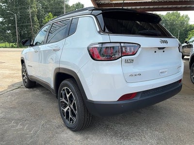 2026 Jeep Compass COMPASS LIMITED 4X4
