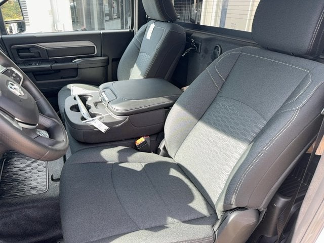 2027 RAM Ram 3500 Chassis Cab RAM 3500 TRADESMAN CHASSIS REGULAR CAB 4X4 60' CA