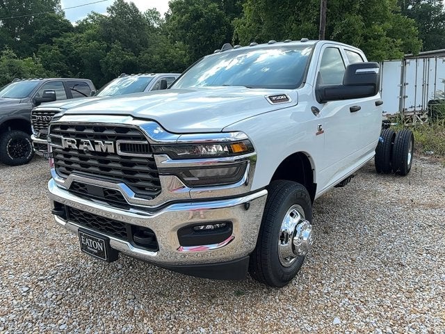 2026 RAM Ram 3500 Chassis Cab RAM 3500 TRADESMAN CREW CAB CHASSIS 4X4 60' CA