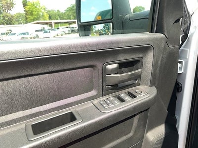 2026 RAM Ram 3500 Chassis Cab RAM 3500 TRADESMAN CREW CAB CHASSIS 4X4 60' CA