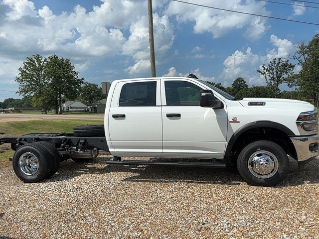 2026 RAM Ram 3500 Chassis Cab RAM 3500 TRADESMAN CREW CAB CHASSIS 4X4 60' CA